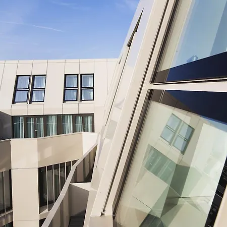 The Passage - Urban Retreat Hotel