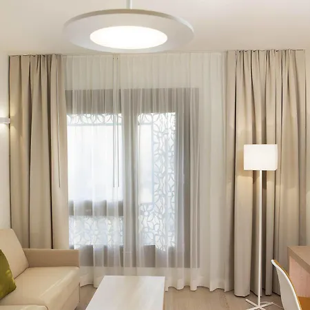 Hotel The Passage - Urban Retreat